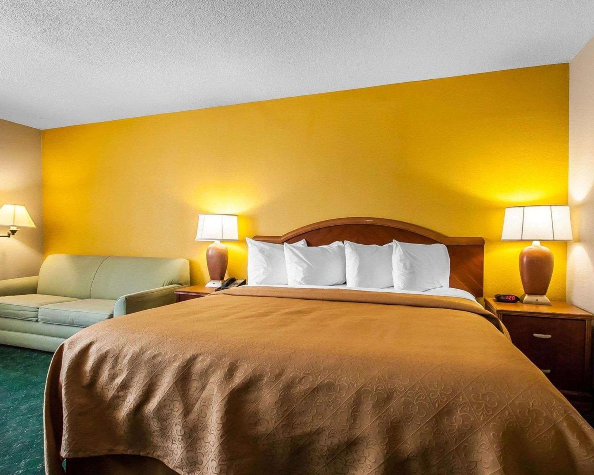 Quality Inn Cairo I-57 Bagian luar foto