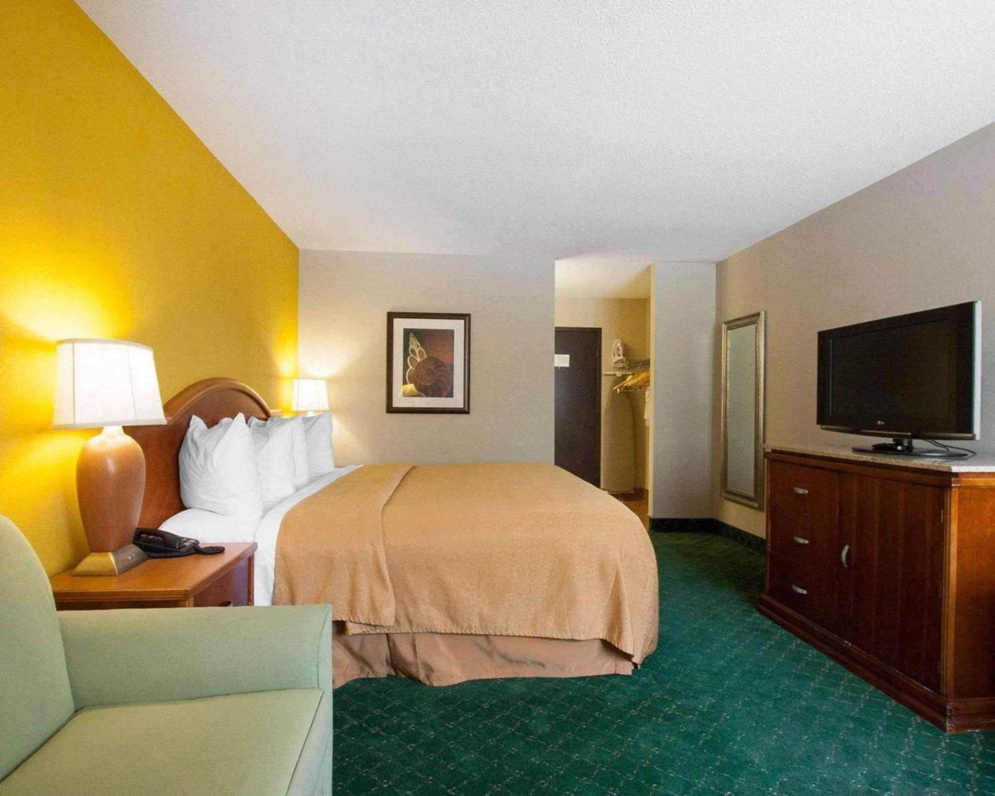 Quality Inn Cairo I-57 Bagian luar foto
